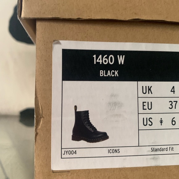 brand new doc marten in original box - Picture 5 of 7